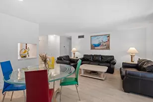 1000 NE 14th Ave, Hallandale Beach, FL 33009 - Photo 15