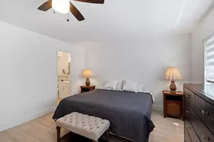 1000 NE 14th Ave, Hallandale Beach, FL 33009 - Photo 25