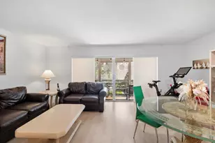 1000 NE 14th Ave, Hallandale Beach, FL 33009 - Photo 19