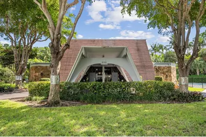 1000 NE 14th Ave, Unit #211, Hallandale Beach, FL 33009 - Photo 43