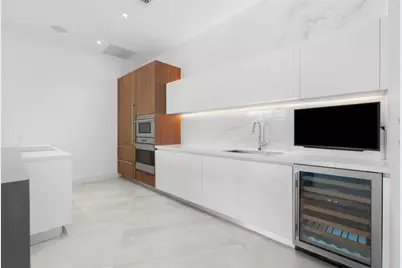 701 N Fort Lauderdale Beach Blvd, Unit #214, Fort Lauderdale, FL 33304 - Photo 3