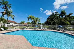7426 Pinewalk Dr Unit, Margate, FL 33063 - Photo 27