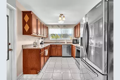 4201 NW 73rd Ave, Lauderhill, FL 33319 - Photo 11