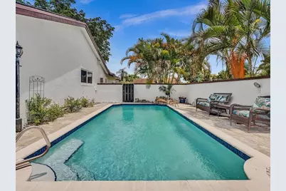 4201 NW 73rd Ave, Lauderhill, FL 33319 - Photo 3