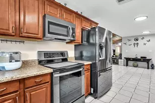 4201 NW 73rd Ave, Lauderhill, FL 33319 - Photo 15