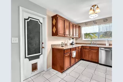 4201 NW 73rd Ave, Lauderhill, FL 33319 - Photo 13