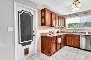 4201 NW 73rd Ave, Lauderhill, FL 33319 - Photo 13