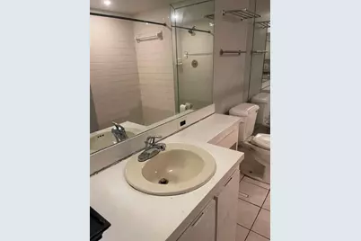 3083 N Oakland Forest Dr, Unit #308, Oakland Park, FL 33309 - Photo 33