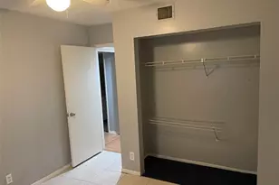 3083 N Oakland Forest Dr, Oakland Park, FL 33309 - Photo 1