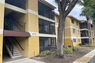 3083 N Oakland Forest Dr, Oakland Park, FL 33309 - Photo 3