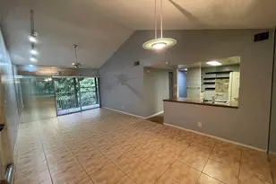 3083 N Oakland Forest Dr, Oakland Park, FL 33309 - Photo 7