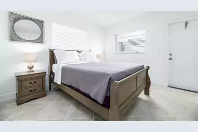 805 NE 23rd Dr, Unit #1, Wilton Manors, FL 33305 - Photo 7