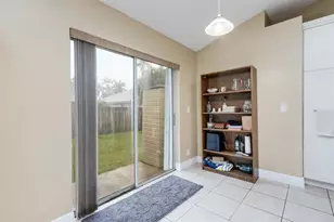 1020 SW 149th Ln, Sunrise, FL 33326 - Photo 19