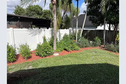 1020 SW 149th Ln, Sunrise, FL 33326 - Photo 43