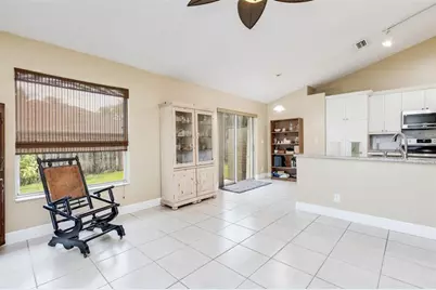 1020 SW 149th Ln, Sunrise, FL 33326 - Photo 15