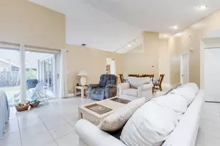 1020 SW 149th Ln, Sunrise, FL 33326 - Photo 7