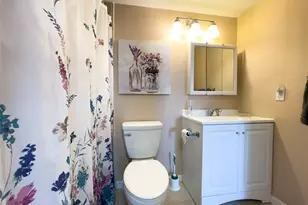 317 Knotty Pine Cir, Greenacres, FL 33463 - Photo 21