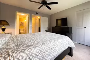 317 Knotty Pine Cir, Greenacres, FL 33463 - Photo 31