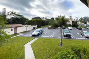 317 Knotty Pine Cir, Greenacres, FL 33463 - Photo 35