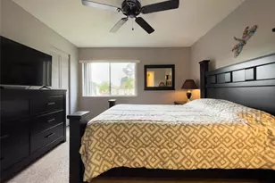 317 Knotty Pine Cir, Greenacres, FL 33463 - Photo 33