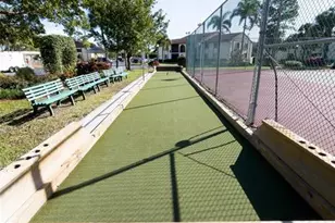 317 Knotty Pine Cir, Greenacres, FL 33463 - Photo 41