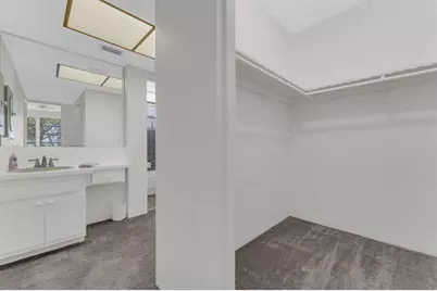 18707 NE 14th Ave, Unit #638, Miami, FL 33179 - Photo 23