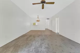 18707 NE 14th Ave, Miami, FL 33179 - Photo 9