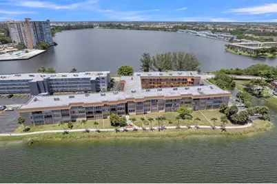 18707 NE 14th Ave, Unit #638, Miami, FL 33179 - Photo 47