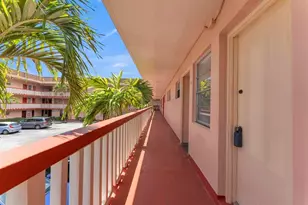 18707 NE 14th Ave, Miami, FL 33179 - Photo 39