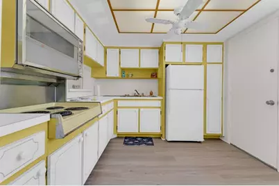 18707 NE 14th Ave, Unit #638, Miami, FL 33179 - Photo 11