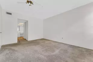 18707 NE 14th Ave, Miami, FL 33179 - Photo 21