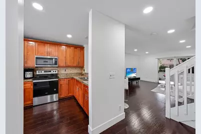 757 NW 208th Dr, Pembroke Pines, FL 33029 - Photo 7