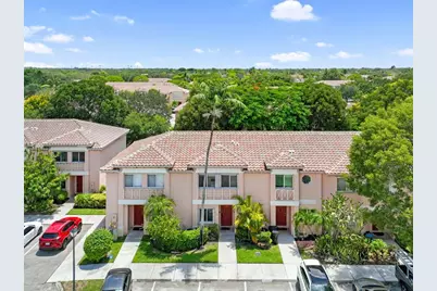 757 NW 208th Dr, Pembroke Pines, FL 33029 - Photo 37