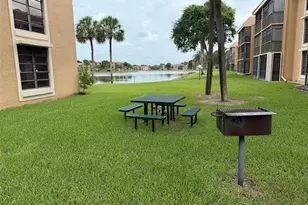 6215 Coral Lake Dr, Margate, FL 33063 - Photo 35