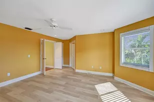 10902 Tamoron Ln, Boca Raton, FL 33498 - Photo 31