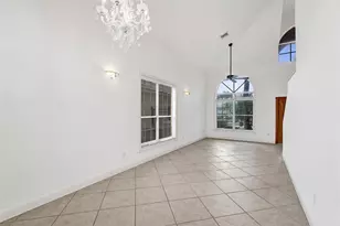 10902 Tamoron Ln, Boca Raton, FL 33498 - Photo 9