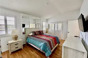 12078 NW 11th St, Pembroke Pines, FL 33026 - Photo 13