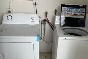 6 NW 7th Ave, Dania Beach, FL 33004 - Photo 7