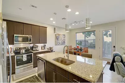 1105  Banyan Dr, Hollywood, FL 33021 - Photo 11