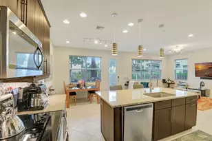 1105 Banyan Dr, Hollywood, FL 33021 - Photo 13