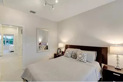 1105  Banyan Dr, Hollywood, FL 33021 - Photo 29