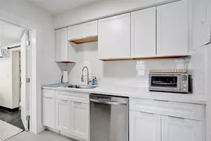 2640 SW 13th Ave, Fort Lauderdale, FL 33315 - Photo 7