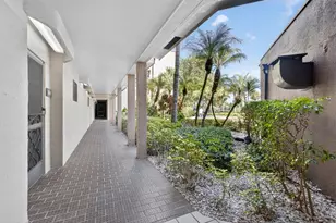 4770 Fountains Dr Unit, Lake Worth, FL 33467 - Photo 7