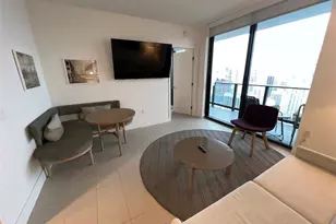 159 NE 6th St, Miami, FL 33132 - Photo 11