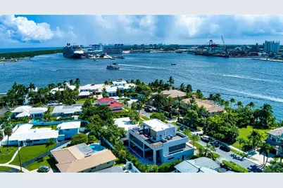 2000  Harbourview Dr, Fort Lauderdale, FL 33316 - Photo 45