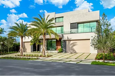 2000  Harbourview Dr, Fort Lauderdale, FL 33316 - Photo 1