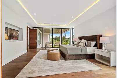 2000  Harbourview Dr, Fort Lauderdale, FL 33316 - Photo 27