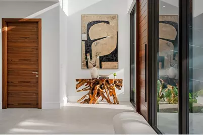 2000  Harbourview Dr, Fort Lauderdale, FL 33316 - Photo 7