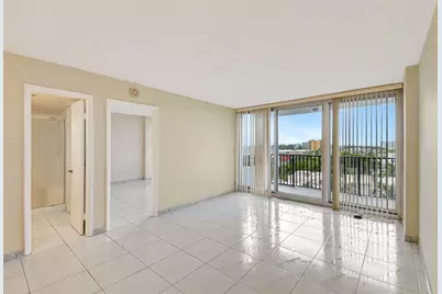 531 N Ocean Blvd, Unit #805, Pompano Beach, FL 33062 - Photo 9