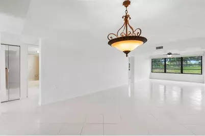 6061  Balboa Circle, Unit #105, Boca Raton, FL 33433 - Photo 7